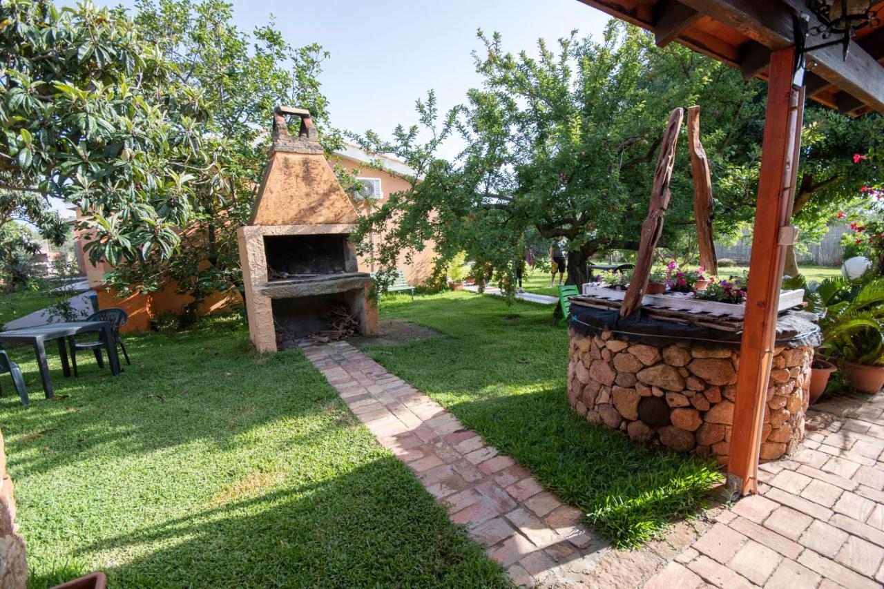 Is Cuccus Bed and Breakfast Masainas Εξωτερικό φωτογραφία
