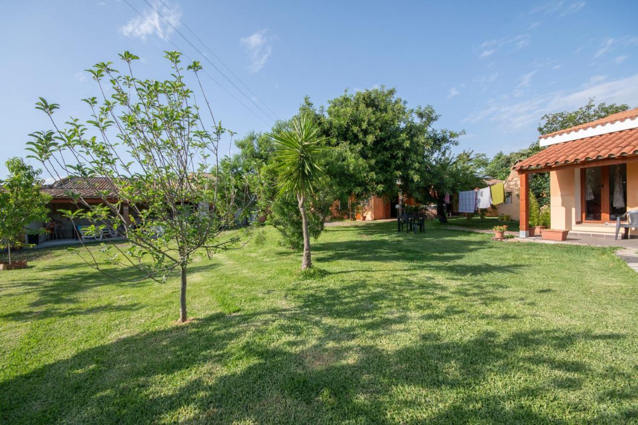 Is Cuccus Bed and Breakfast Masainas Εξωτερικό φωτογραφία