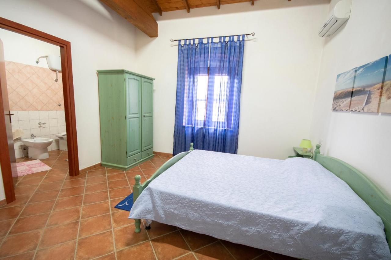 Is Cuccus Bed and Breakfast Masainas Εξωτερικό φωτογραφία