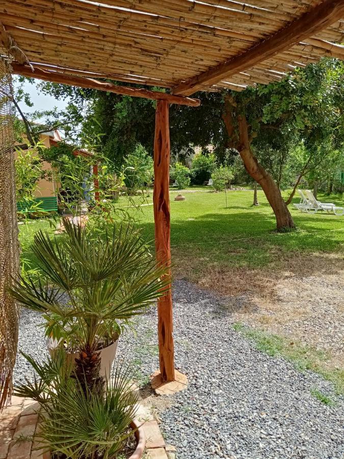 Is Cuccus Bed and Breakfast Masainas Εξωτερικό φωτογραφία